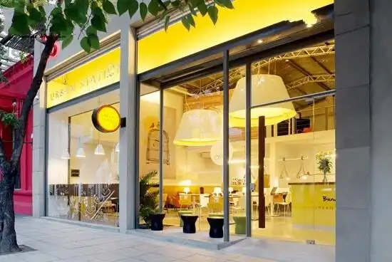 看店面设计色彩表情-黄色店面门头设计效果图