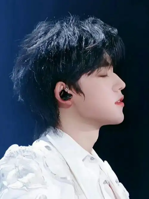 想摸宋亚轩的喉结##宋亚轩王牌对王牌