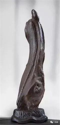 石种:台湾淡水海石 收藏:林同滨"曾经,我还与一位老和尚同吃同住