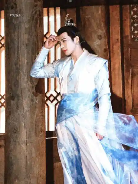 张彬彬vin    #张彬彬千朵桃花一世开#vintage_张彬彬的微博视频