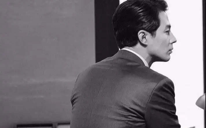 回顾赵寅成:全智贤心中男神,却惨遭金敏喜抛弃,如今仍孤身一人