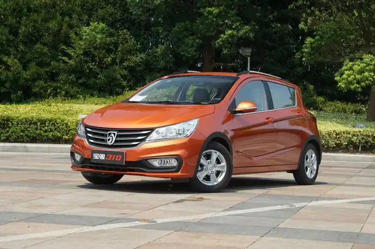 宝骏推310w旅行车 轴距不输宝骏730