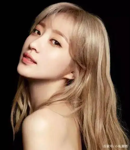 秀智的巧克力色,rose的暖金色,来看看今年秋冬的发色安利贴