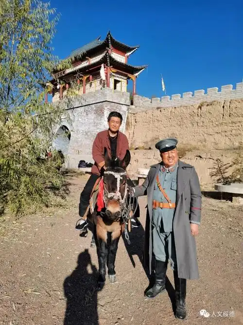 田占林参与主演电影《呼儿嗨呦》在甘肃开机,献礼建