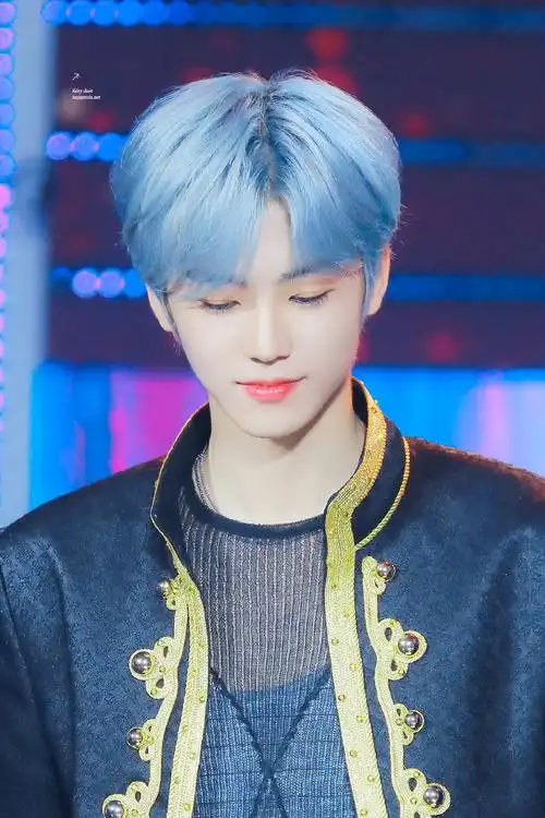 gifgif46615划钓罗渽民,00韩国人969318年cos怪盗基德以及上