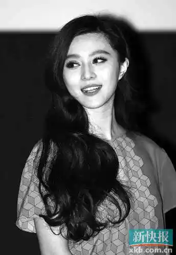 范冰冰西影集团艺创中心演员剧团副团长毕业于上海谢晋恒通明星学校