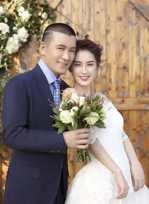 演技和杨子都变成黄圣依吐槽的梗,这一波"洗白"你接受吗?