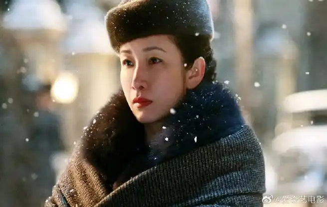 悬崖之上终极预告#电影《悬崖之上》曝光终极预告,秦海璐饰演的陀郁