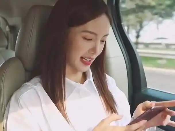 《女儿们的恋爱》谈身高,论年龄,卡斯柏一句话惹金晨叫保安_个性_节目