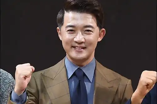 安在旭将主演jtbc新剧《天空城寨》