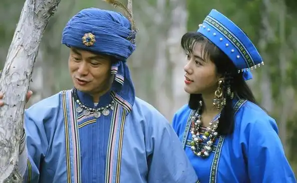 p data-id="gnvh4xytuv">《大地飞鹰》是由香港无线电视出品,吴振秋