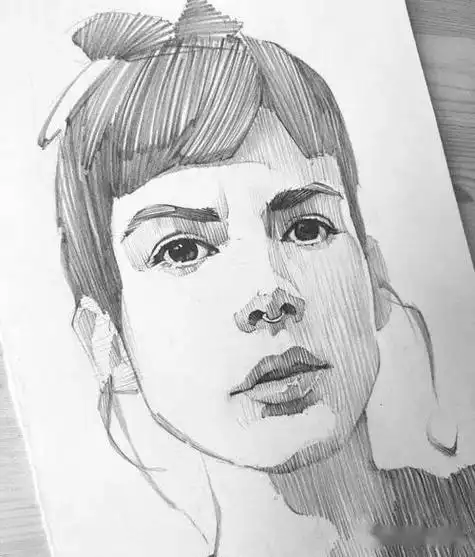 一组简约而不简单的素描头像只用线条画面