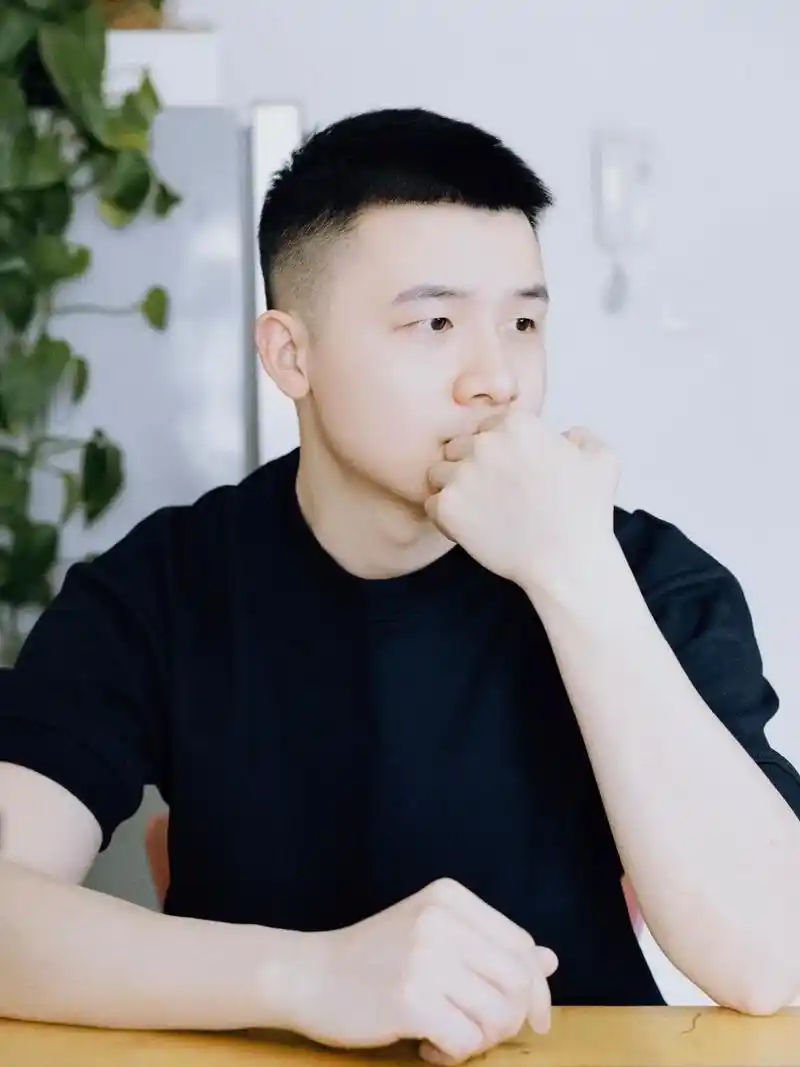 是你喜欢的单眼皮男生吗?#单眼皮男生 #小奶狗男友 #可狼可 - 抖音