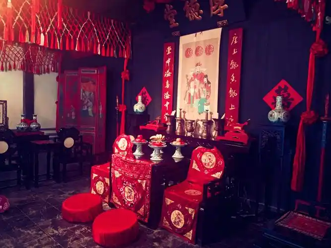 古时候拜堂成亲场景