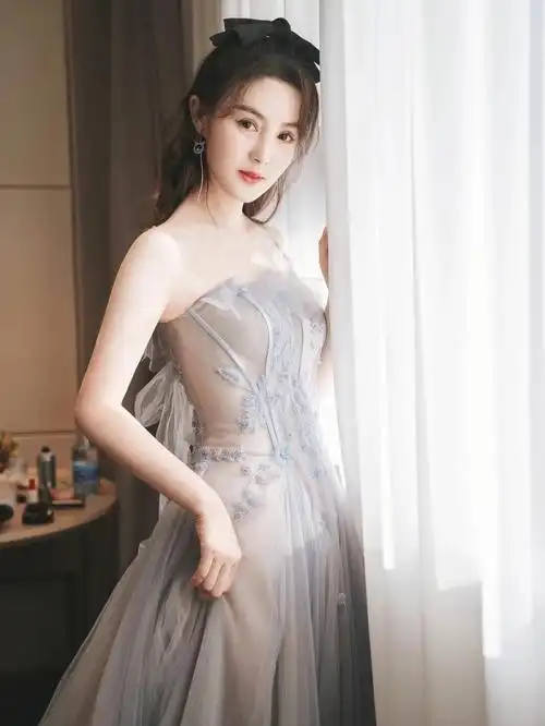 长沙试纱快来get李宇琪同款礼服