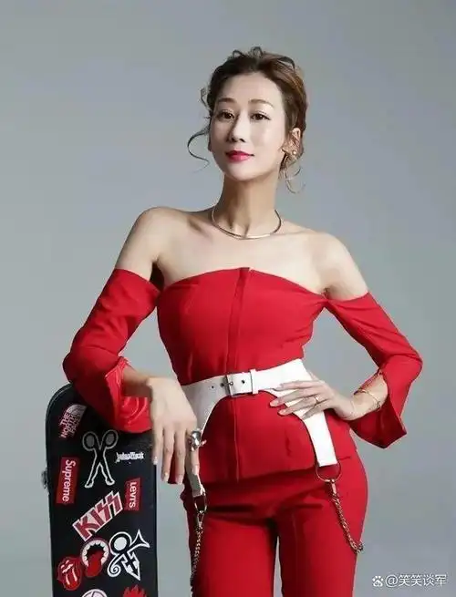 一起睡影响睡眠,原谅孕期出轨,盘点明星夫妻的奇怪"相处模式"