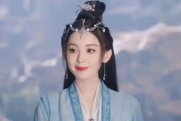 《雪鹰领主》美出了天际?古力娜扎高冷又清丽,演绎最强神助攻!