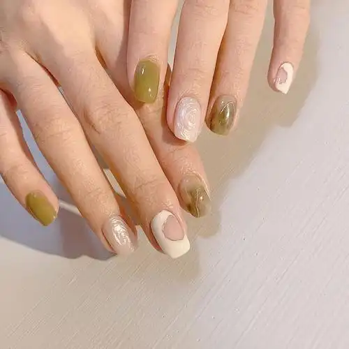 好看的美甲图片2021显白(显白温柔款式指甲推荐)