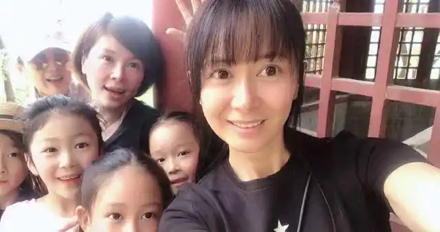 晒娃反露豪宅,淡出娱圈的她现在怎么样了_张恒_生活_孩子