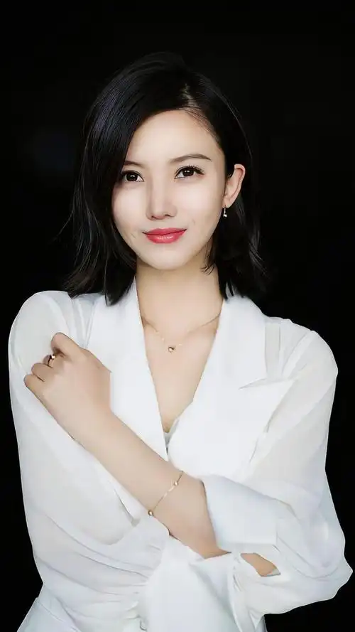 内地影视女演员歌手杨子姗高清写真集