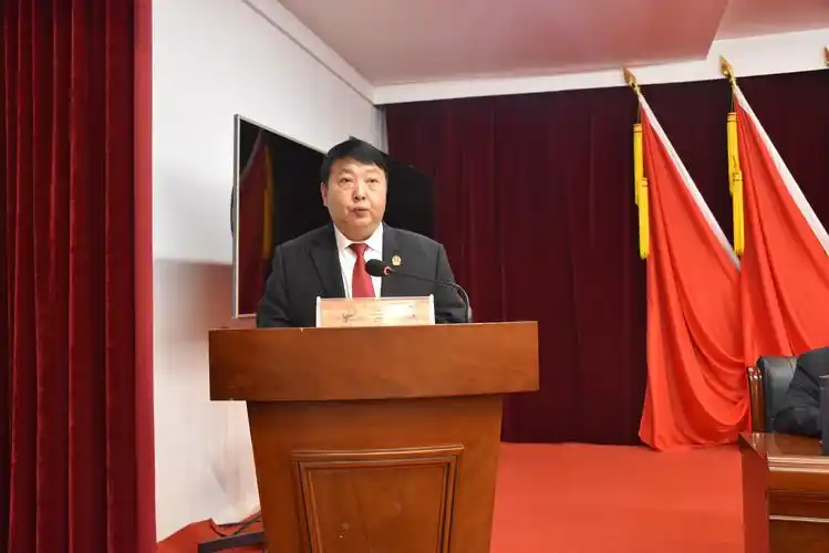 市人大常委会召开"代表评议法官检察官"工作动员大会