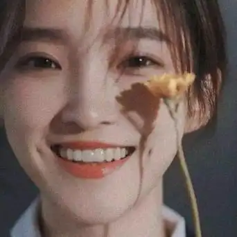 无奈微笑头像女生头像女生 女生头像图片大全 -【爱个性】