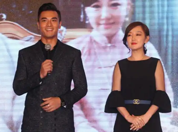 回顾薛佳凝分手13年胡歌已婚我却皈依佛门一别两宽各生欢喜