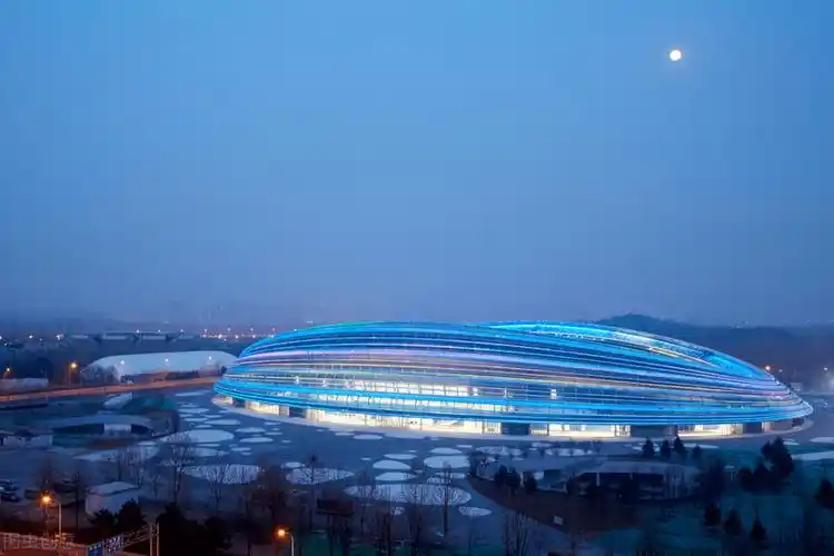 2022年北京冬奥会地标建筑国家速滑馆冰丝带开门迎客