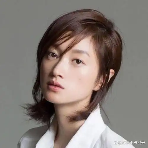 沈佳妮体操运动员跨行演员30岁嫁给朱亚文生两娃被宠成宝