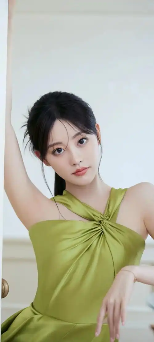 美女系列壁纸第757期-祝绪丹