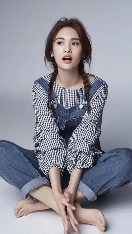 杨丞琳真是什么发型都能驾驭,穿上贵妇皮草装,却看着很俏皮