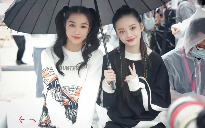 【张楠x孙伊涵】20220920李宁逐梦行机场大秀合集.