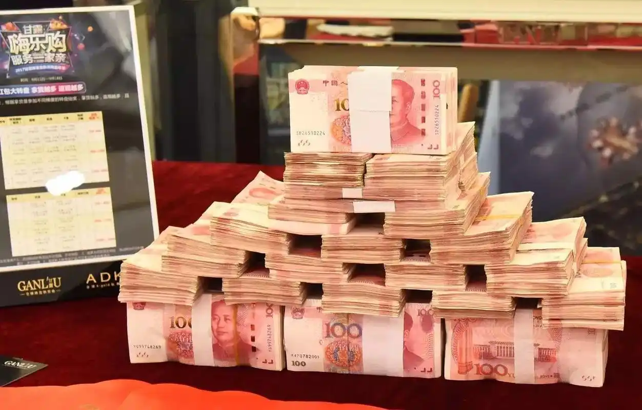 拿100万存银行,能享受到什么样的待遇?答案"出乎意料"