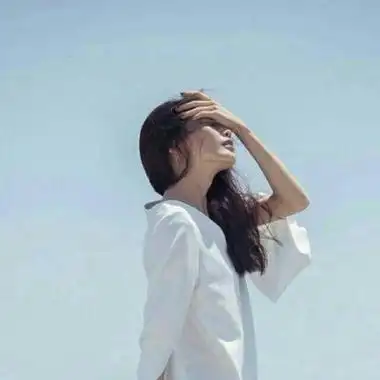 女生侧面头像唯美伤感 高清伤感女生侧面唯美头像图片