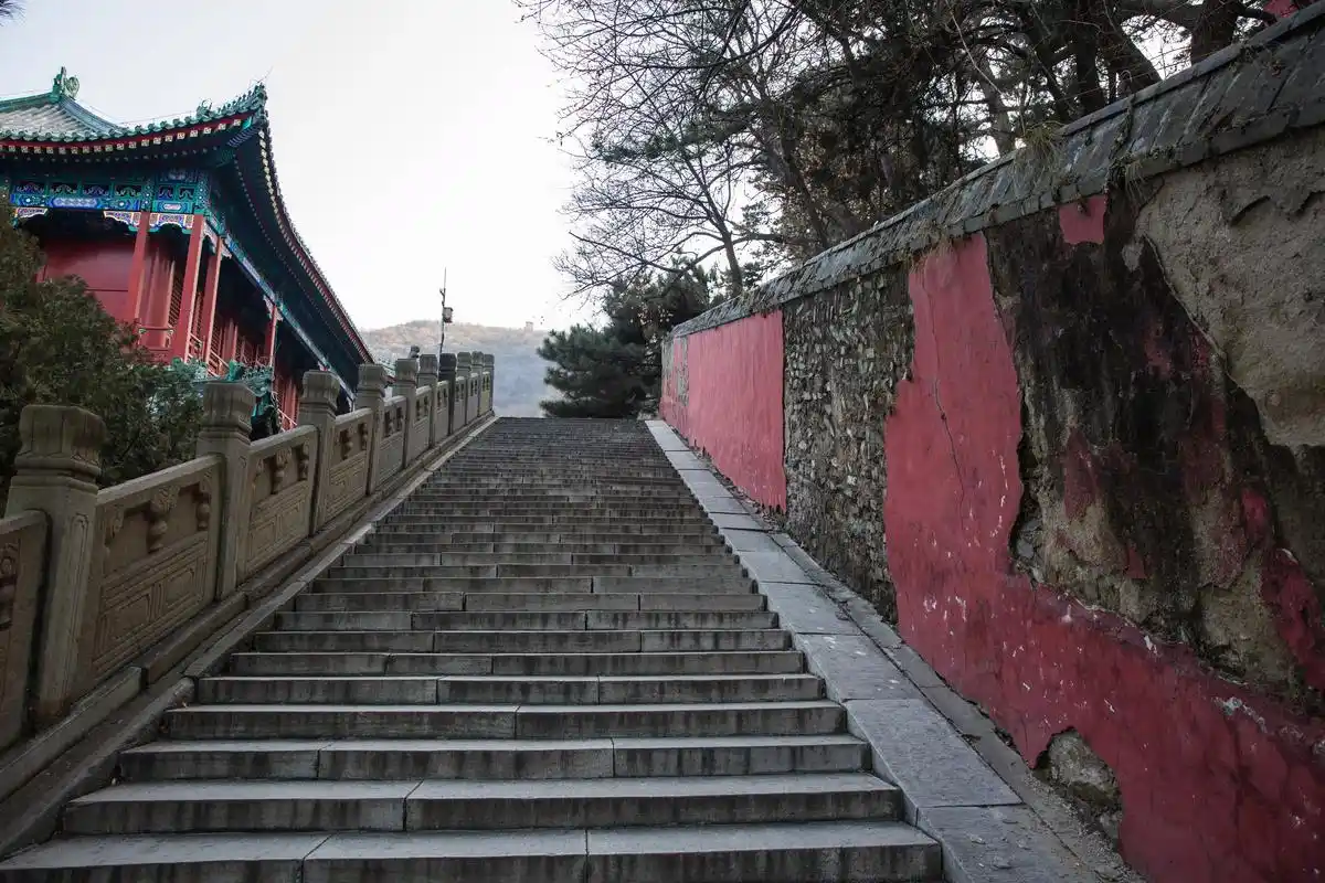 戒台寺沧桑 #一张照片一座城 - 抖音