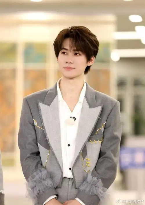 张真源##刘耀文