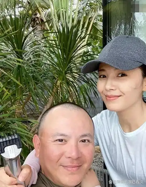 李玮珉与刘涛的爱情故事充满细节和情感,引发了公众的诸多思考和疑问.