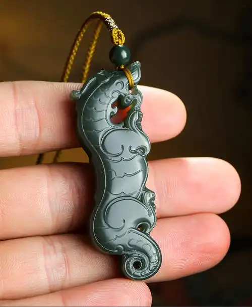 印象眸/印象眸 【玉雕大师李秋娟工作室作品】和田玉吊坠 山河十二朝