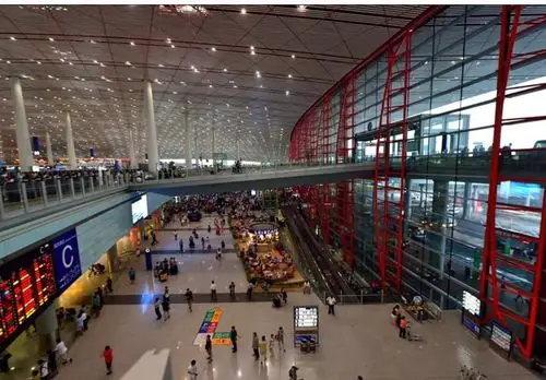 8月31日中午在首都国际机场t3航站楼登机