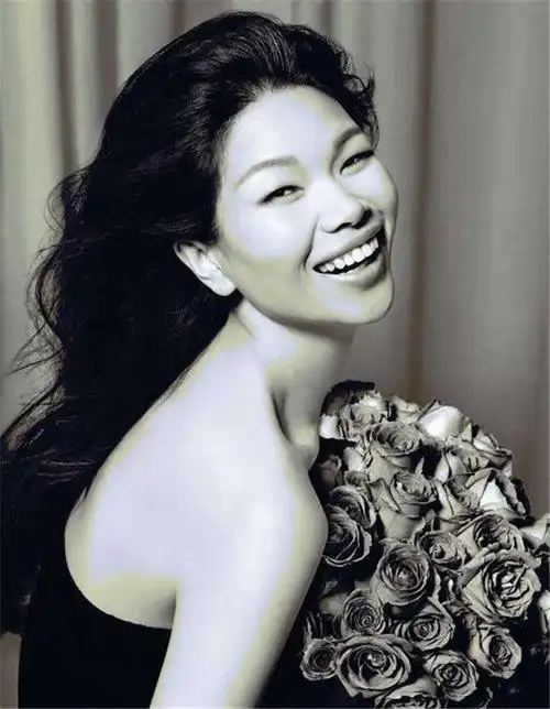 国际超模吕燕:因丑红遍全球,嫁法国富豪,被称作"逆袭"典范|名模|中国