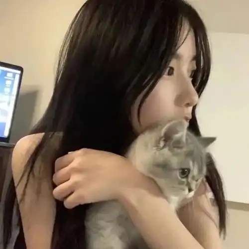 女生头像ins港风女头小众真人头像赞评论更多