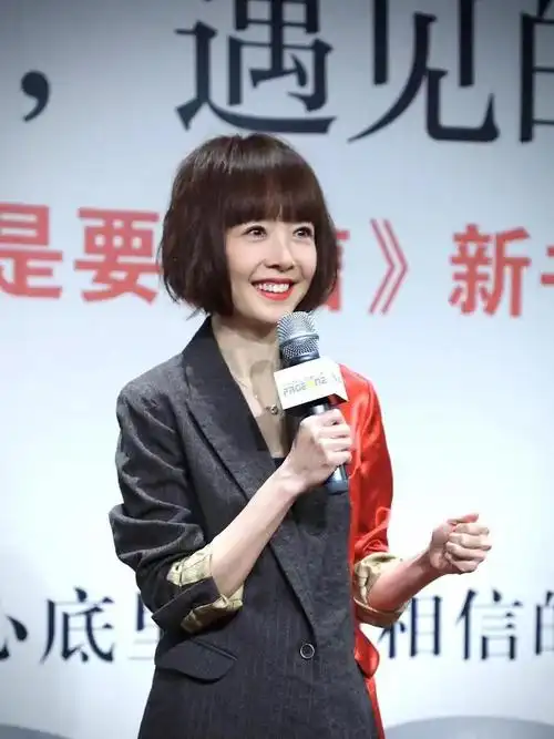 难怪鲁豫被央视除名,人竟能如此没教养!