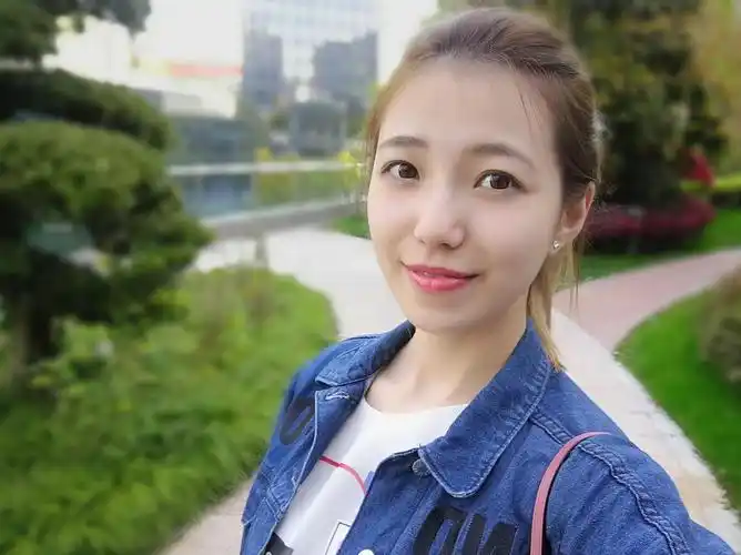 前置徕卡p10自拍更美更自然