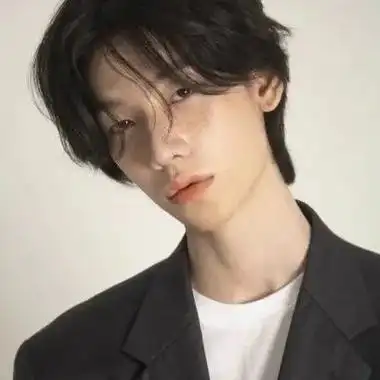 酷酷帅气潮男专属魅力真人头像 男孩子必备的一组真人帅气头像_男生