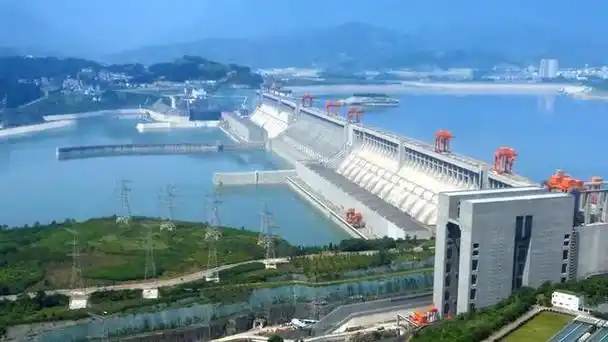 三峡大坝建成已有17年,已经淤积18亿吨泥沙,最终会有什么后果呢|水电