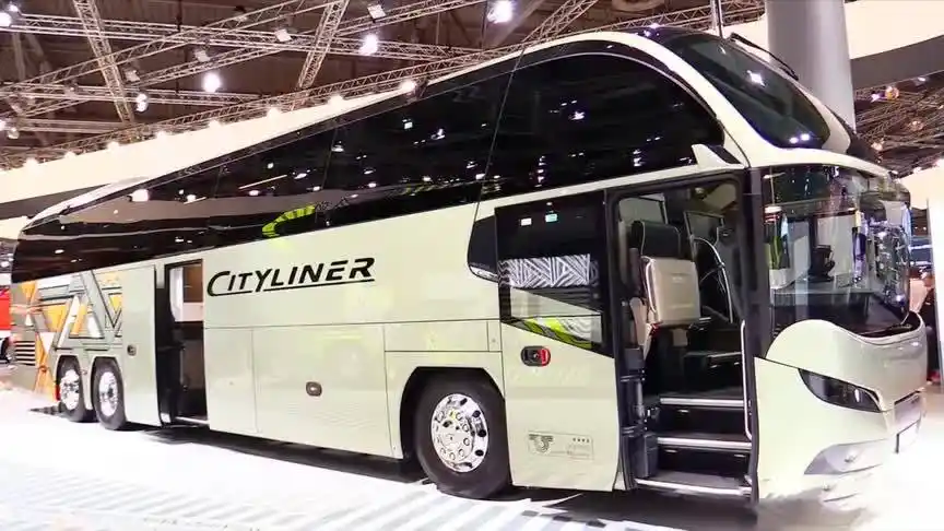 这才叫豪华大巴车,进入车内才是霸气的开始,我都羡慕了