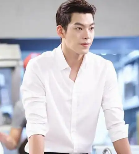 花美男金宇彬帅气短发欣赏 非常火爆的韩国电视剧《继承者们》,金宇彬