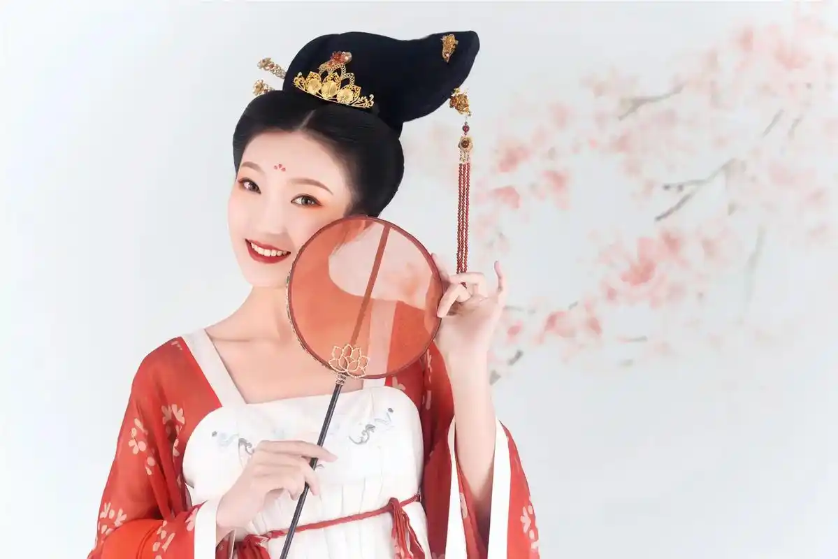 唐装.#盘子女人坊 #古风写真 # - 抖音