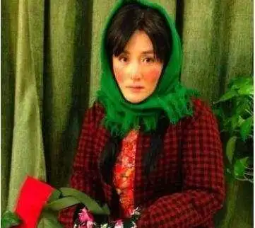 村姑造型就是村花的十大女星 郑爽第七 赵丽颖垫底