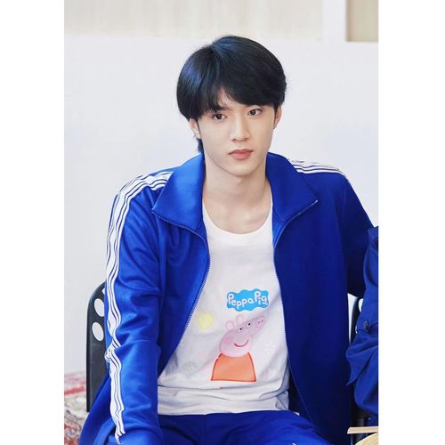 萌探探探案刘耀文小猪佩奇同款白色t恤2022纯棉男女短袖宽松上衣t